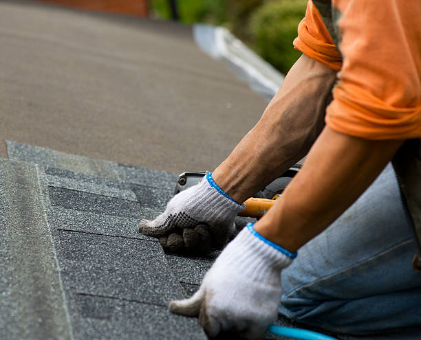 Best Roof Leak Repair  in Lla Lla East, WA